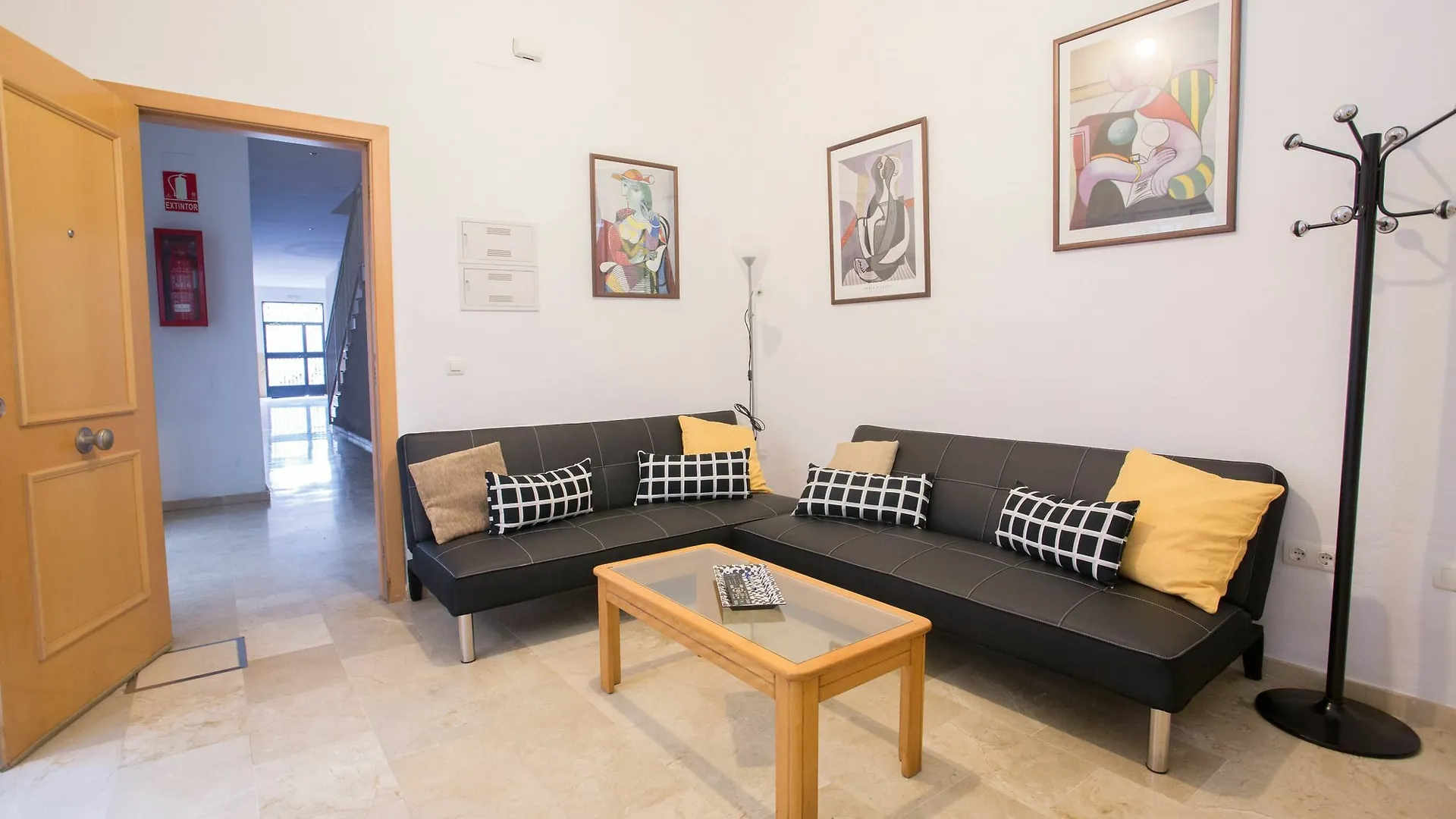 Suncity Alta Flat Málaga 0*,