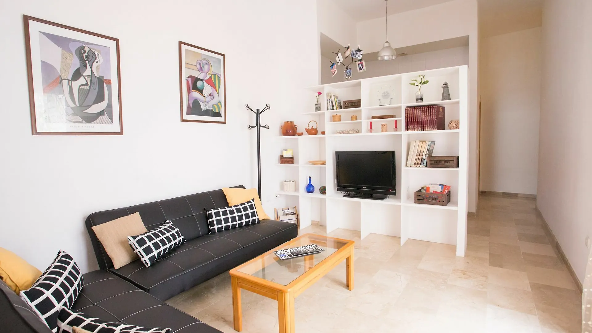 Suncity Alta Flat Málaga 0*,  Espanha